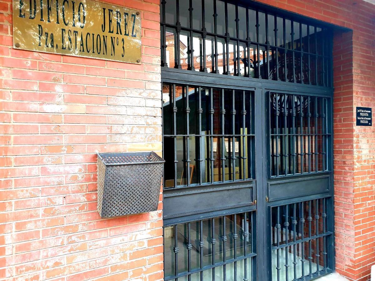 Sherryflat La Estacion - Parking Χέρεζ Εξωτερικό φωτογραφία